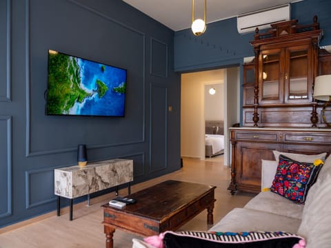 TV and multimedia, Seating area