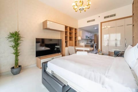 Bed, TV and multimedia, Photo of the whole room, air conditioner