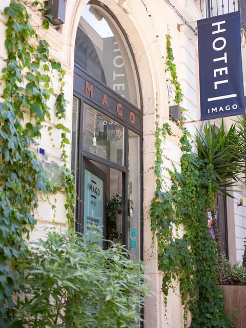 Property building, Facade/entrance