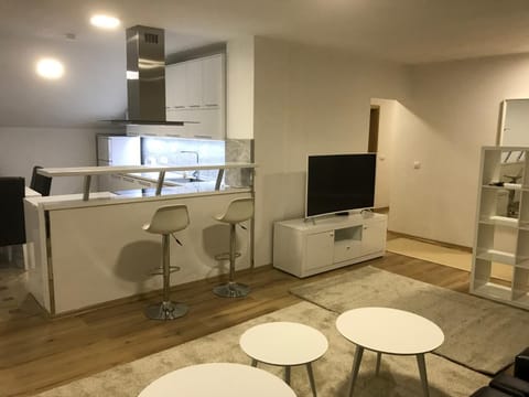TV and multimedia, Living room