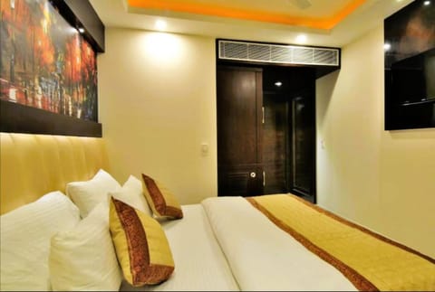 Bed, Bedroom, wardrobe