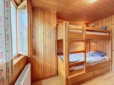 Bed, Bedroom, bunk bed