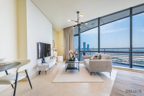 TV and multimedia, View (from property/room), Balcony/Terrace, Living room, Seating area