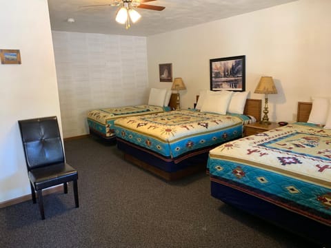 Chief Motel Motel in Custer