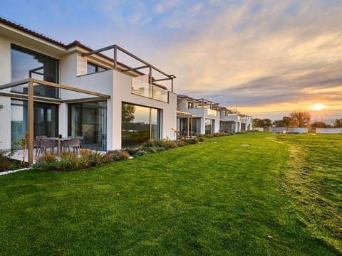 Property building, Garden, Garden view