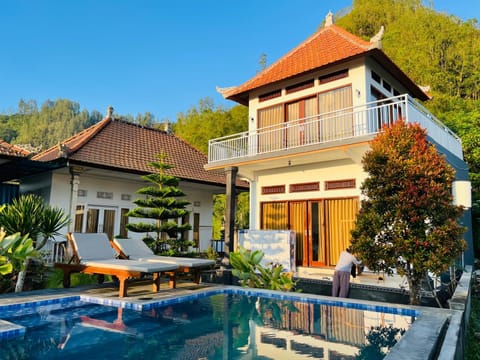 Dewangga Mountain View House in Karangasem Regency