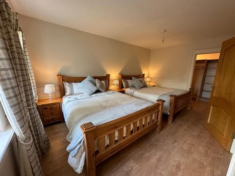 'Emily' Deluxe Family Room Bed and Breakfast in County Sligo