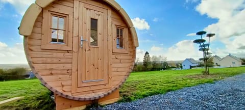 Maison des Bruyères 25pers jacuzzi, billard baby House in Normandy