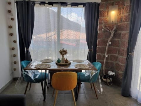 Appartement T2 Porto Apartment in Ota