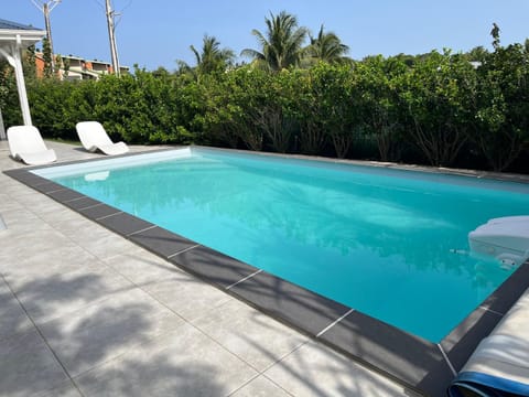 Day, Garden, Pool view, Swimming pool, sunbed