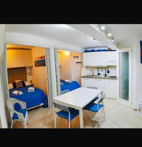 MAN house Apartment in Naples