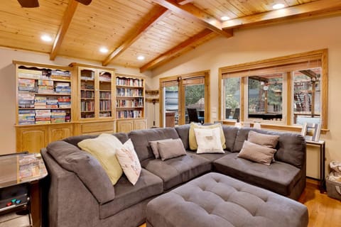 Mt mickelson #2052 House in Big Bear