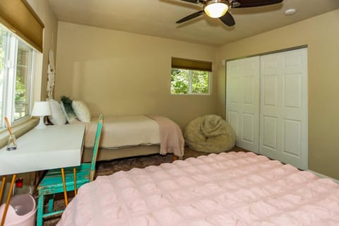 Bed, Bedroom