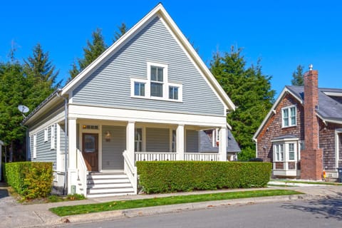 Property building, Street view