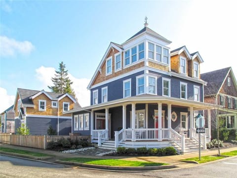 The Lookout by Seabrook Hospitality House in Seabrook