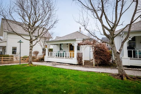 Property building, Garden