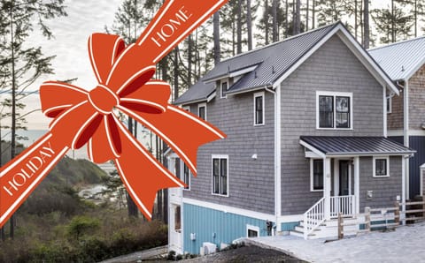 A Wave from It All by Seabrook Hospitality House in Seabrook