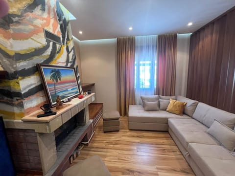 Vila Magis Apartment in Vlorë