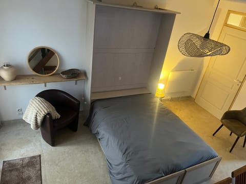 Bed, Living room, Seating area