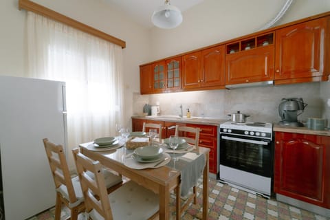 Selene house House in Euboea