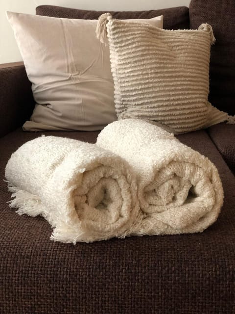 Bed, Living room, Decorative detail