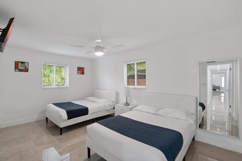 D'Mauchi House Villa in Coral Gables