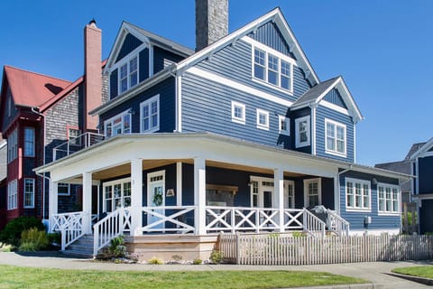 Drift Away by Seabrook Hospitality House in Seabrook