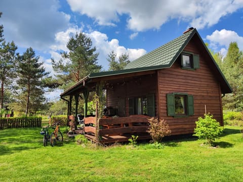 Property building, Spring, Day, Natural landscape, Garden, Garden view