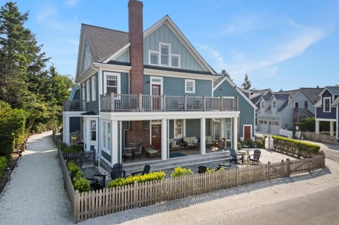 Porpoise of Life by Seabrook Hospitality House in Seabrook