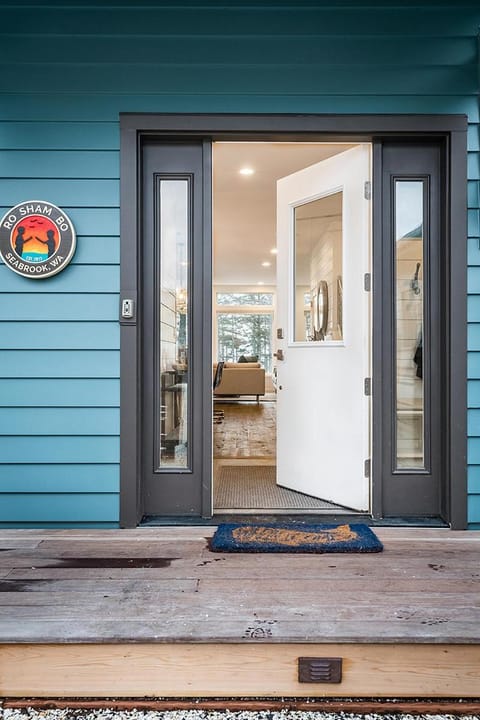 Property logo or sign