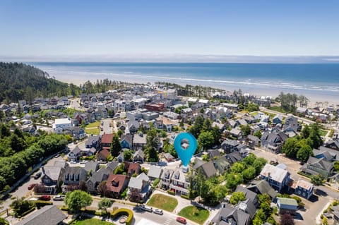 The Washington House by Seabrook Hospitality House in Seabrook