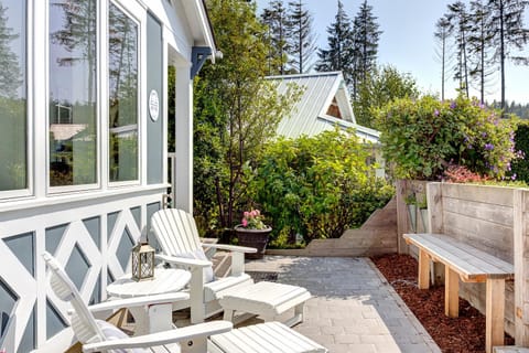 Property building, Balcony/Terrace