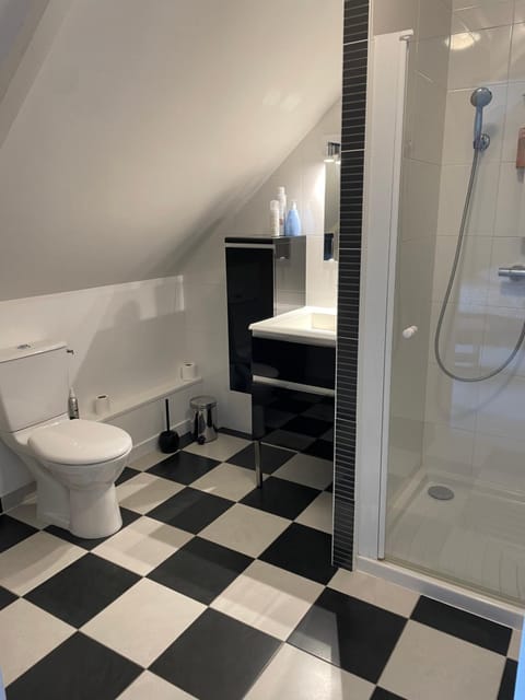 Les Jardins d Isaac rue de la Musardière Bed and Breakfast in Le Mans