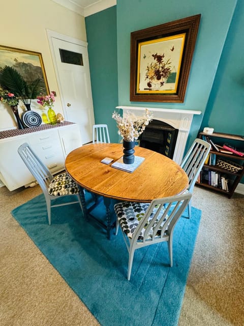 #07 Edwardian Terrace in Royal Sutton NEC BHX House in The Royal Town of Sutton Coldfield