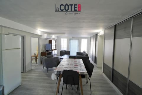 TV and multimedia, Living room, Dining area