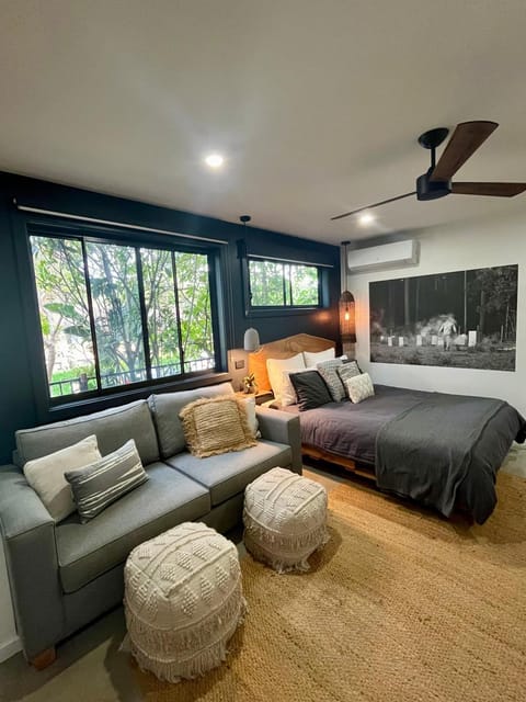 Living room, Photo of the whole room, Bedroom