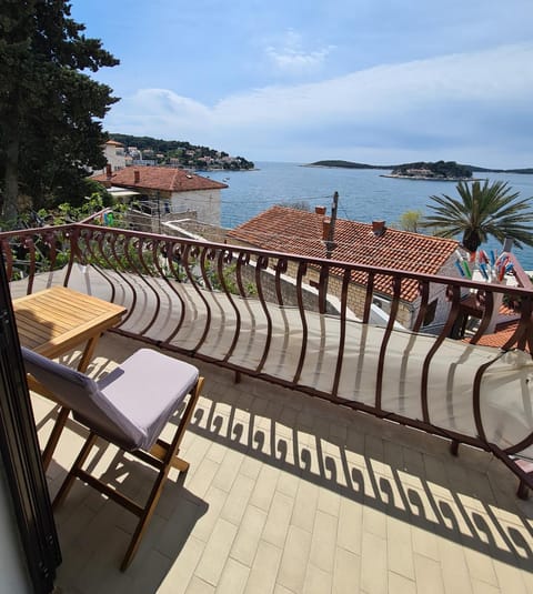Gordana Apartments Apartment in Hvar