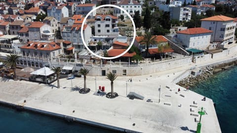 Gordana Apartments Apartment in Hvar