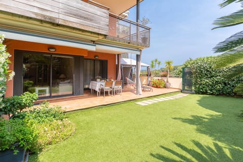 Patio, Garden, Garden view