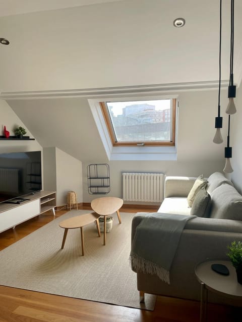 CarreraHouses Deluxe C/Garaje Apartment in Vigo