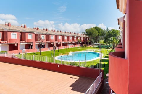 Property building, Garden, Swimming pool