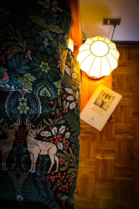 Decorative detail, bunk bed