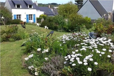 Maison de pêcheur proche plage et activités House in Crozon