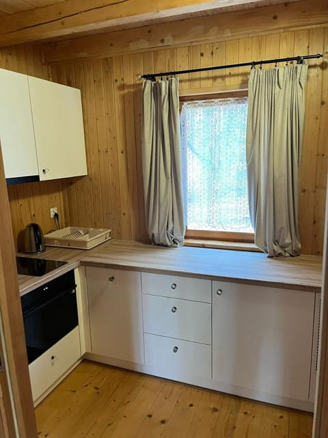 Domki Letniskowe Nad Jeziorem Kazub House in Pomeranian Voivodeship