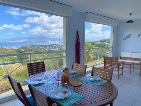 View (from property/room), Balcony/Terrace, Dining area