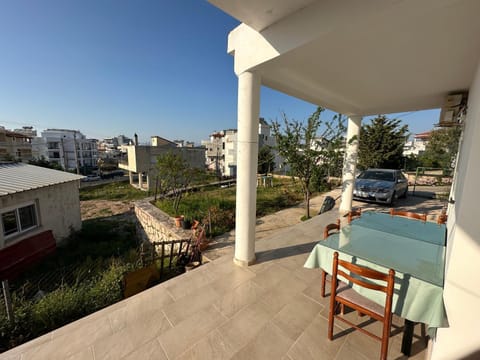 Neighbourhood, Garden, View (from property/room), Balcony/Terrace, Parking