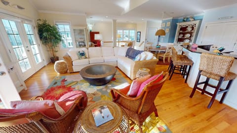 Mimis Mermaids & Memories House in Tybee Island