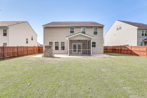 Pet-Friendly Ladson Home 23 Mi to Charleston! House in Goose Creek