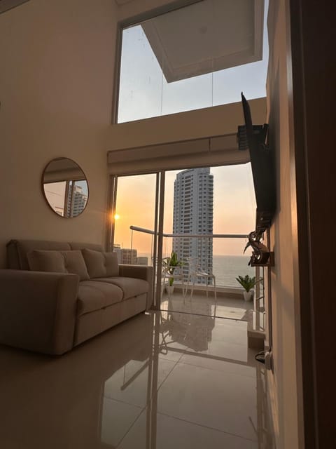 TV and multimedia, View (from property/room), Balcony/Terrace, Living room, Sea view