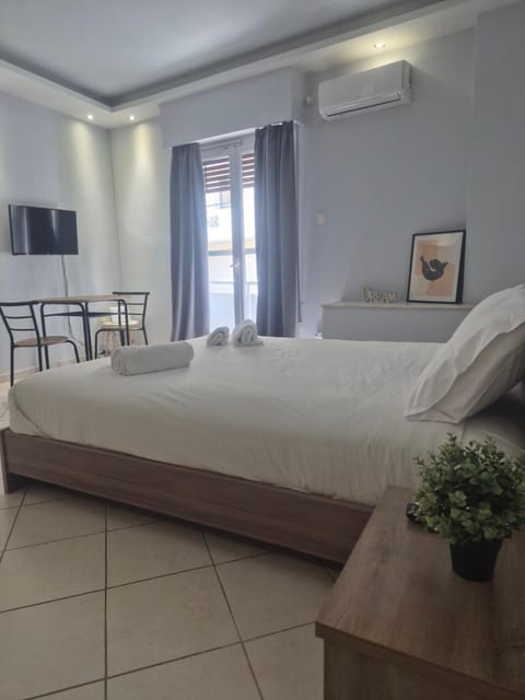 Kastella cozy flat for 2 persons my MPS Apartment in Pireas